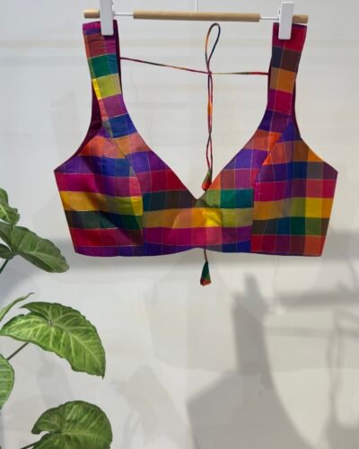 Multi-color kanchi silk kattam.