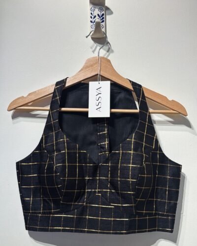 HALTER SLEEVELESS BLACK KATTAM