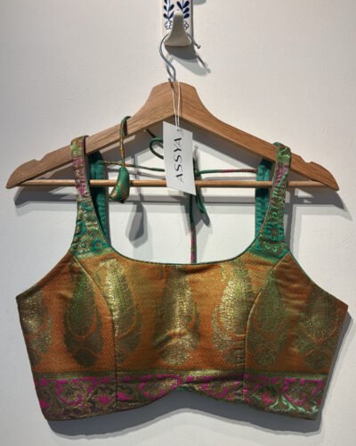 MULTI-COLOR BROCADE SLEEVELESS.